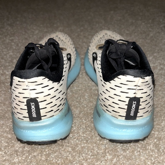 Brooks Hyperion tempo running shoe - Picture 3 of 4